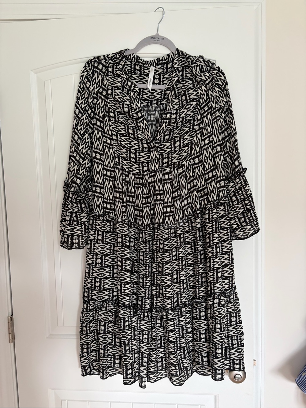 NY Collection Black and White Patterned Tiered Dress